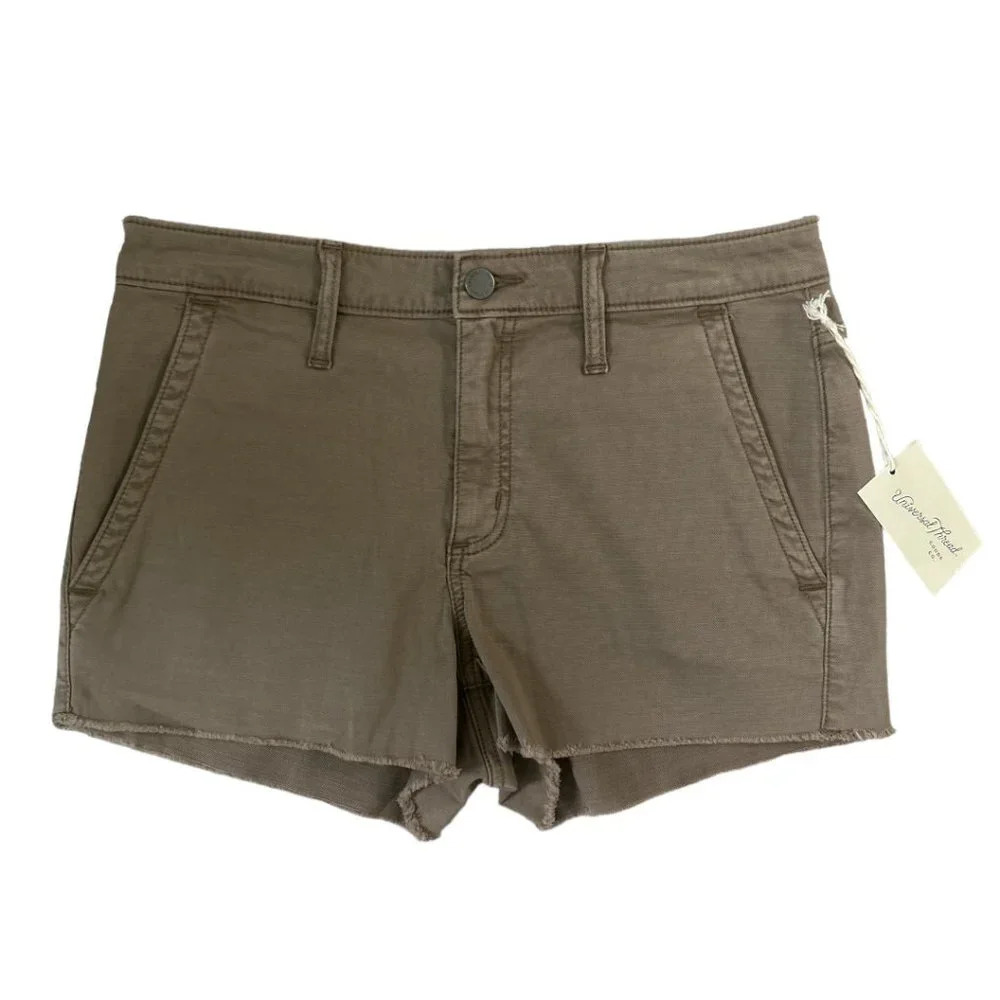 Universal Thread Shorts Size 8  